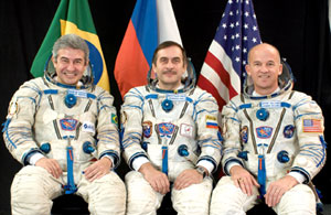 Marcos Pontes, Pavel Vinogradov och Jeffrey Williams.