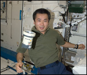 Koichi Wakata syns har ombord p ISS (Kibo).
