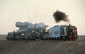 Soyuz TMA-16 p vg ut till startplattan.