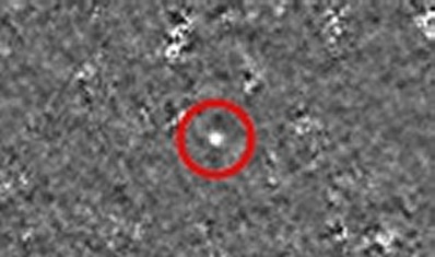 Denna uppfrstorare bild visar kometen inringad.