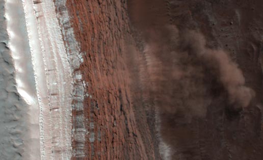 Lavin p Mars fotograferad av MRO.