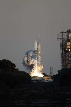 Themis lyfte natten till söndagen från Kennedy Space Center.