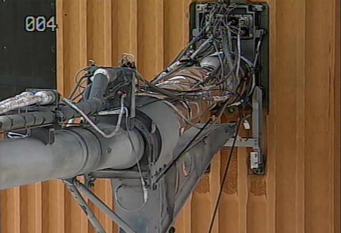 Det kylda br�nslet f�r att is bildas p� br�nsleledningarna, vilket �r helt normalt.