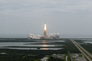 STS-135.