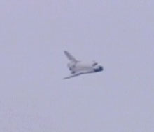 Atlantis g&aring;r in f&ouml;r landning.